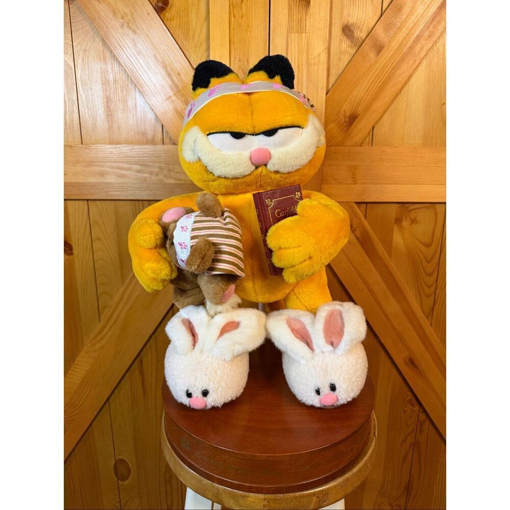 VTG DANBURY MINT BEDTIME FOR GARFIELD PLUSH DOLL STAND SIGNED (6145)
